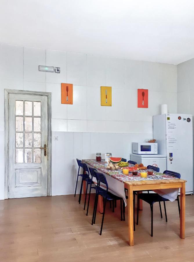 Meiga Backpackers Hostel Сантьяго-де-Компостела Экстерьер фото