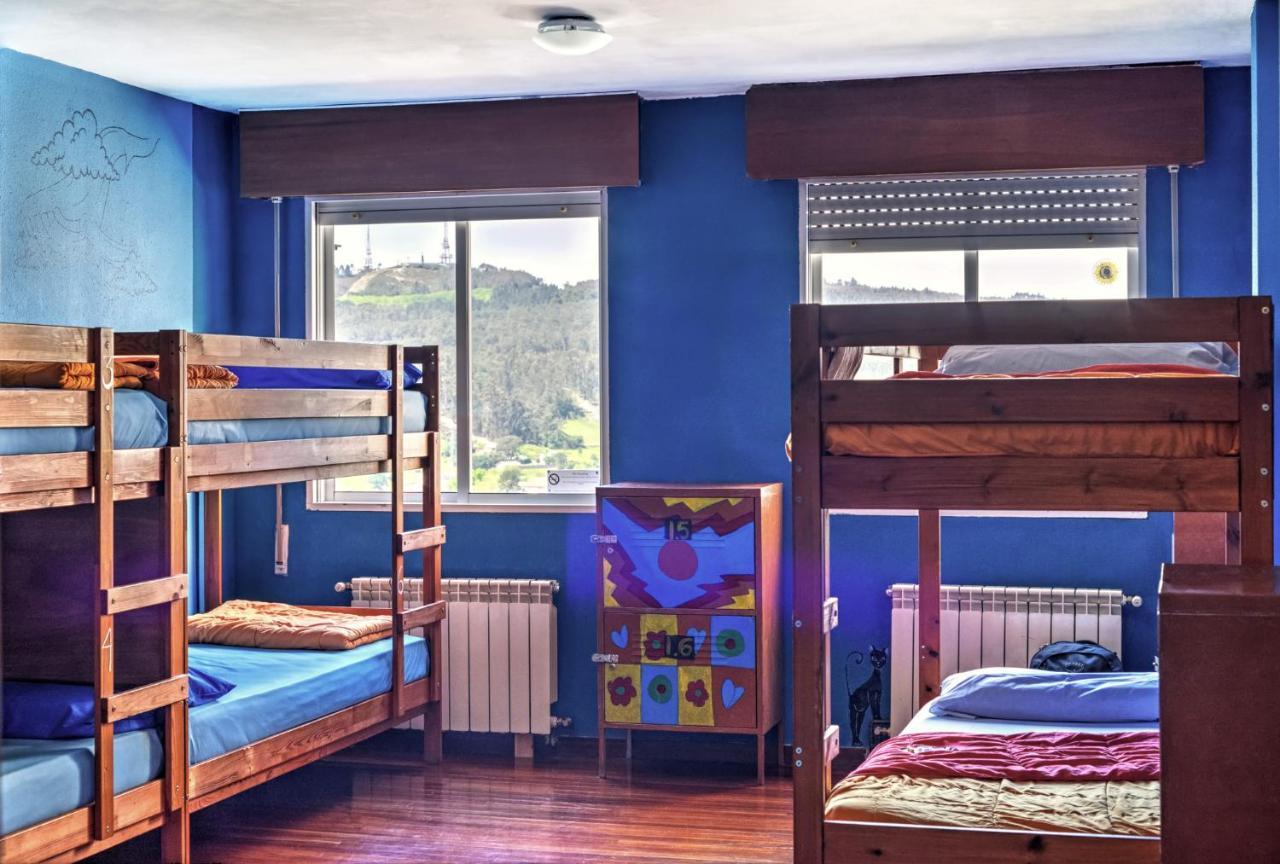 Meiga Backpackers Hostel Сантьяго-де-Компостела Экстерьер фото